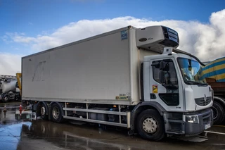 Renault N/A 2010 - PREMIUM 310DXI+E5+CARRIER+ENGINE PROBLEM image 2