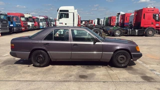Mercedes-Benz E-Class 1990 - E200 bild 4