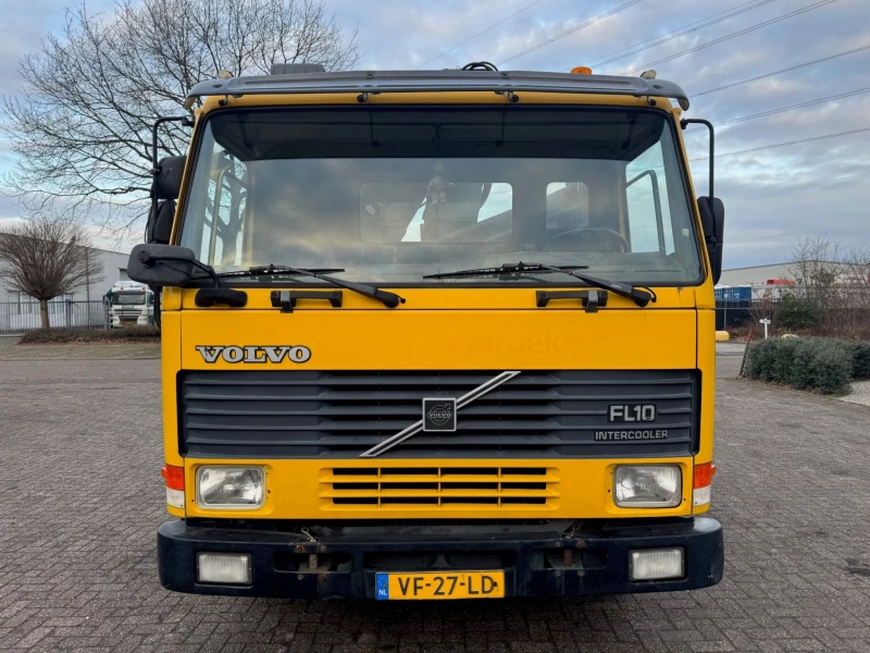 Volvo 1989 - FL10 6X4 / MANUAL / HIAB 100 immagine 3