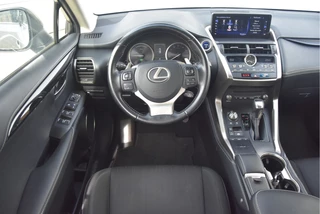 Lexus NX 2018 - 300h AWD | Safety Pack | Trekhaak zdjecie 7
