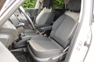 Citroën C4 Picasso 2016 - 1.6 e-THP Exclusive Automaat Trekhaak Stoelmassage !!NIEUWBINNEN!! bild 6