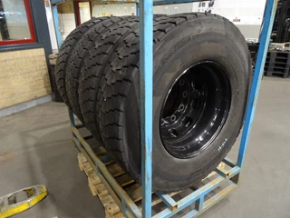 - Geen producent - N/A - MICHELIN 315/80 bild 1