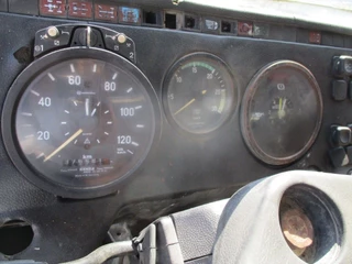 Mercedes-Benz N/A 1985 - 2633, V8 , ZF Manual , 6x4 , 3 Way tipper , Spring suspension bild 11
