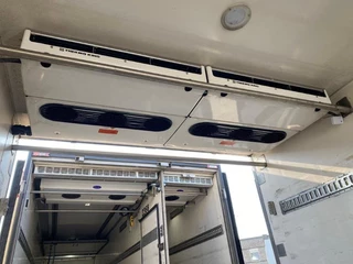 Volvo FM4-420 2015 - / COMPLETE COOL+FREEZE COMBI / CHEREAU / THROUGH-LOADING SYSTEM / 2XPLATFORM DHOLLANDIA / FREEZING LOCK / AUTOMATIC / EURO-6 / 2015 obrazek 27
