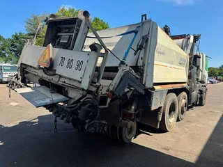DAF 85 2011 - CF 360 , 6x2 , Manual Gearbox , accident right side , drives in yard afbeelding 3 miniatuur