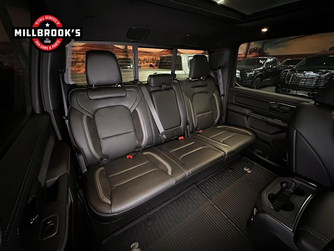 Dodge Ram 1500 2024 - 5.7 V8 4x4 Sport GT zdjęcie 23