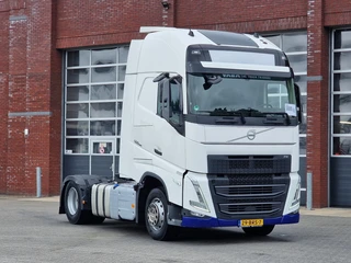 Volvo FH 2021 - 13.500 4x2 Globetrotter XL - I parkcool - 2x tank - Steel/air te koop
