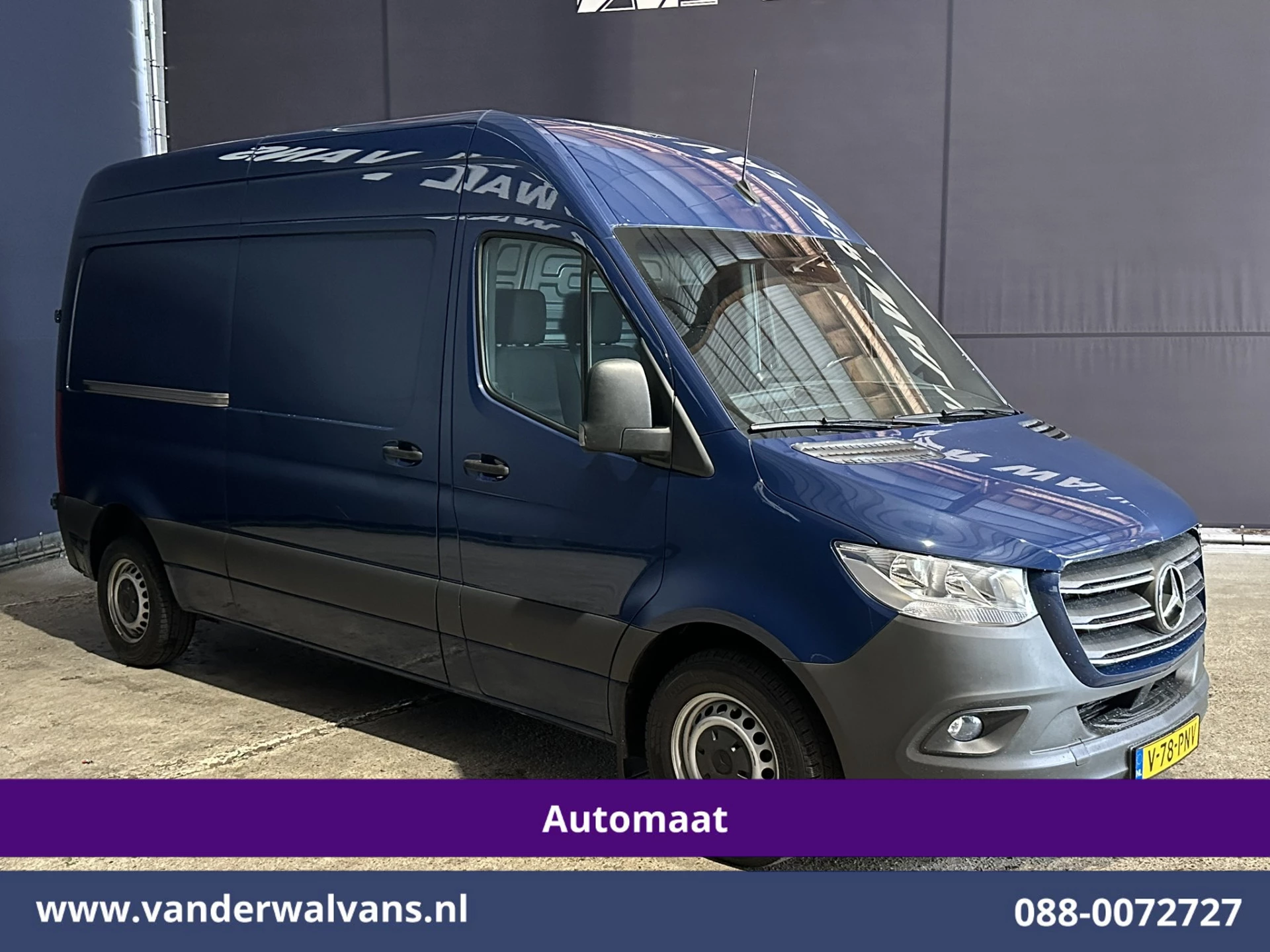 Mercedes-Benz Sprinter 2020 - 214 CDI 143pk 9G-Tronic Automaat L2H2 Euro6 Airco | Camera | Navigatie | Apple Carplay | Chauffeursstoel image 13
