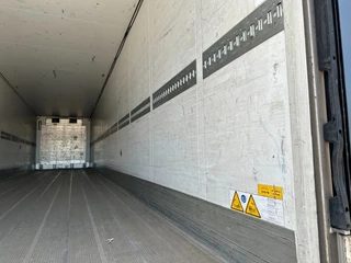 Schmitz Cargobull N/A 2016 - SKO 24/L CARRIER VECTOR 1550 D/E / DISCBRAKES / PALLETBOX / 265cm inside height obrazek 8