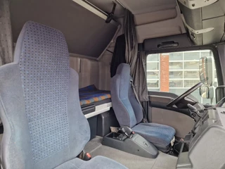 MAN TGL 2009 - 12.240 4x2 Cartransporter - 12T - AS Tronic - Hydraulic deck - Sleeper cab obrazek 27
