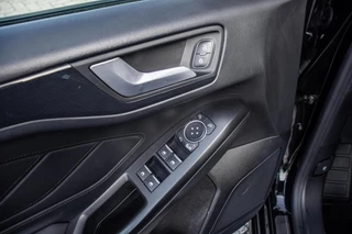 Ford Focus 2021 - 1.0 EcoBoost Hybrid ST Line, Origineel NL, 1e Eig obrazek 24