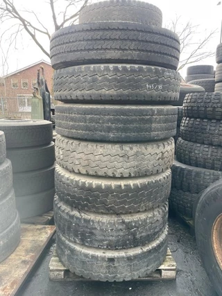 Diverse N/A - 12.00R24 (MORE PIECES IN STOCK) afbeelding 1