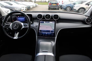 Mercedes-Benz C-Class 2022 - Estate 300e Luxury Line DISTRONIC CAMERA SFEER CARPLAY TREKHAAK immagine 2