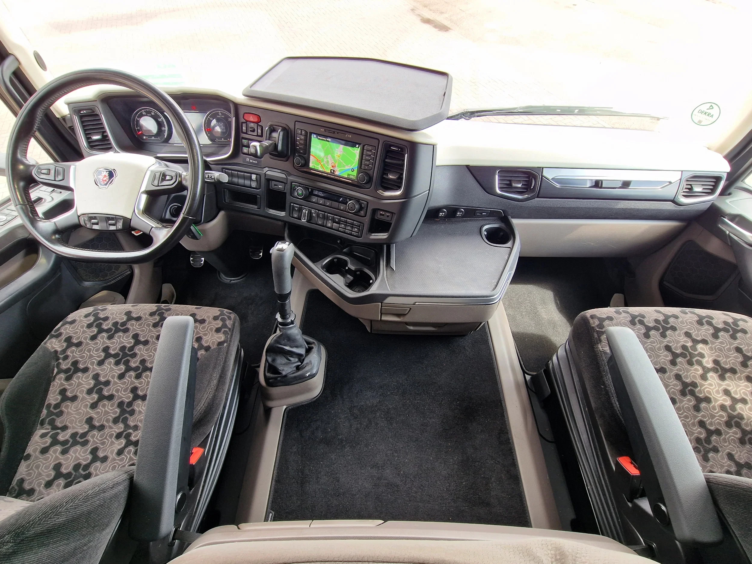 Scania R 2020 - R650 V8 NGS Highline 6x4 - Manual gearbox with retarder - Full air - 2x tank afbeelding 46