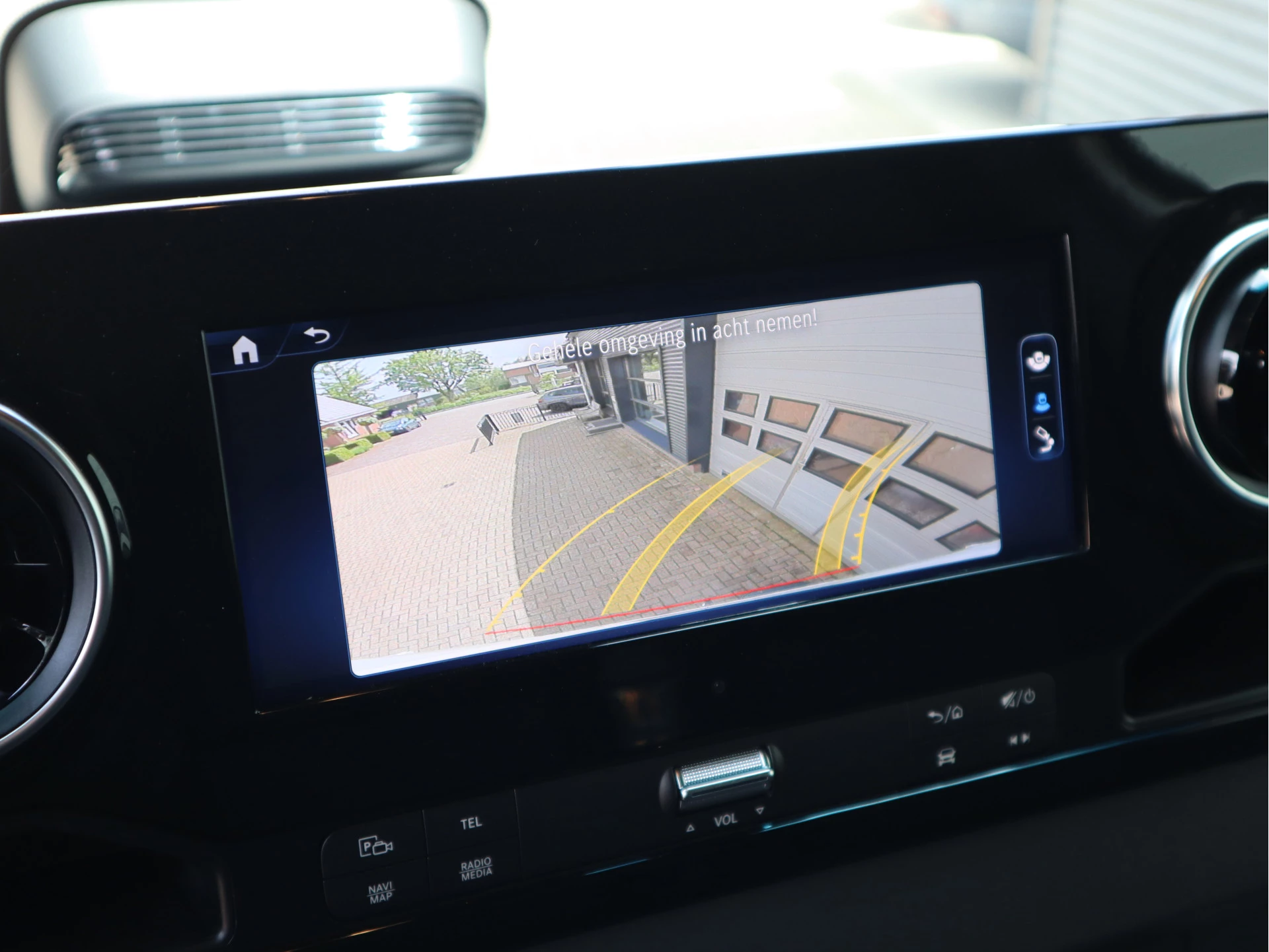 Mercedes-Benz eSprinter 2025 - 320 81kWh L2H2 - Trekhaak - Cruise - MBUX - 2025 Bild 18