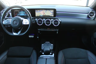 Mercedes-Benz CLA 2022 - 180 AUT7 AMG Line NIGHT PAKKE SFEER KEY-LESS GO afbeelding 2 miniatuur