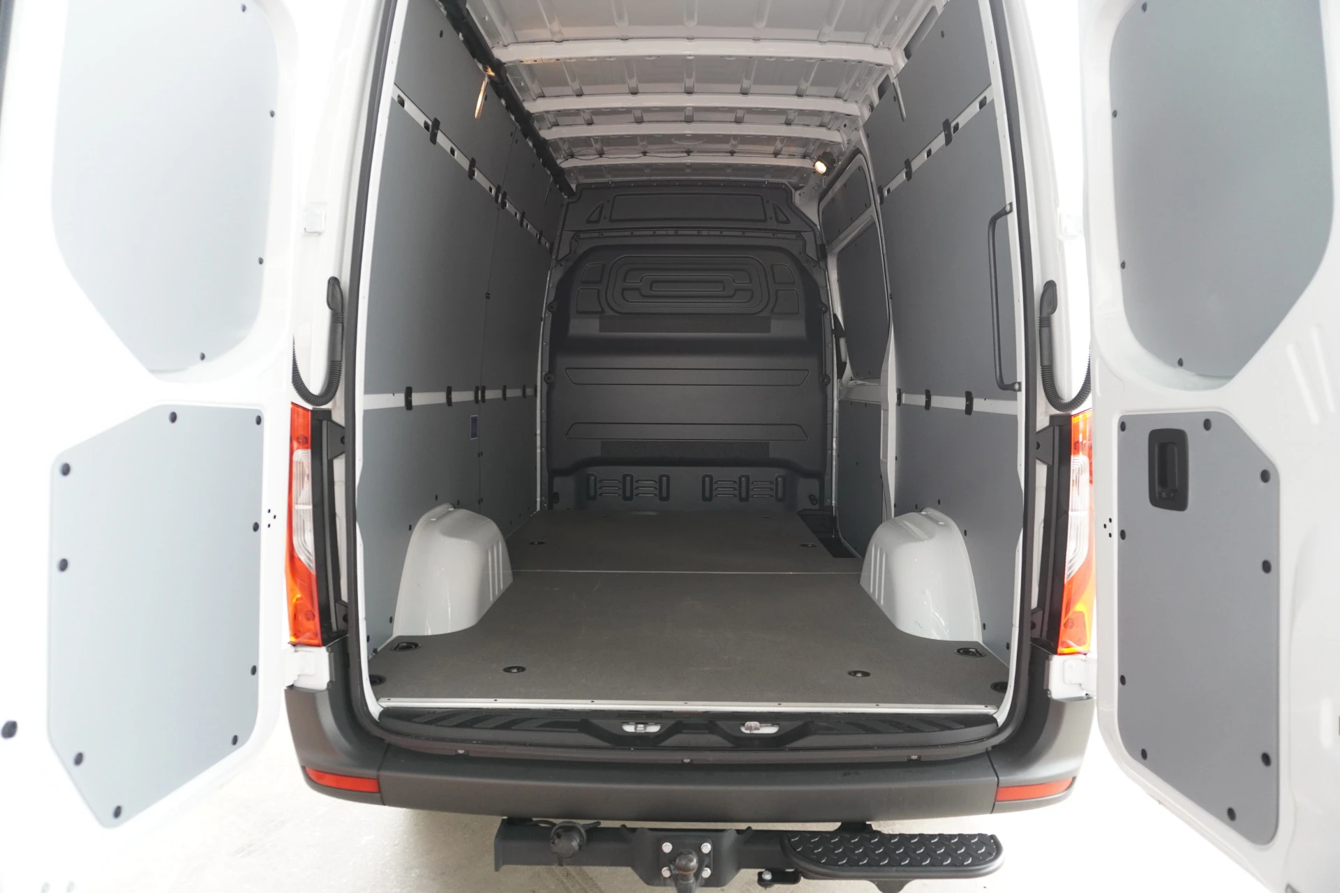 Mercedes-Benz Sprinter 2024 - 315 CDI 150PK L2H2 Pro automaat obrázek 12