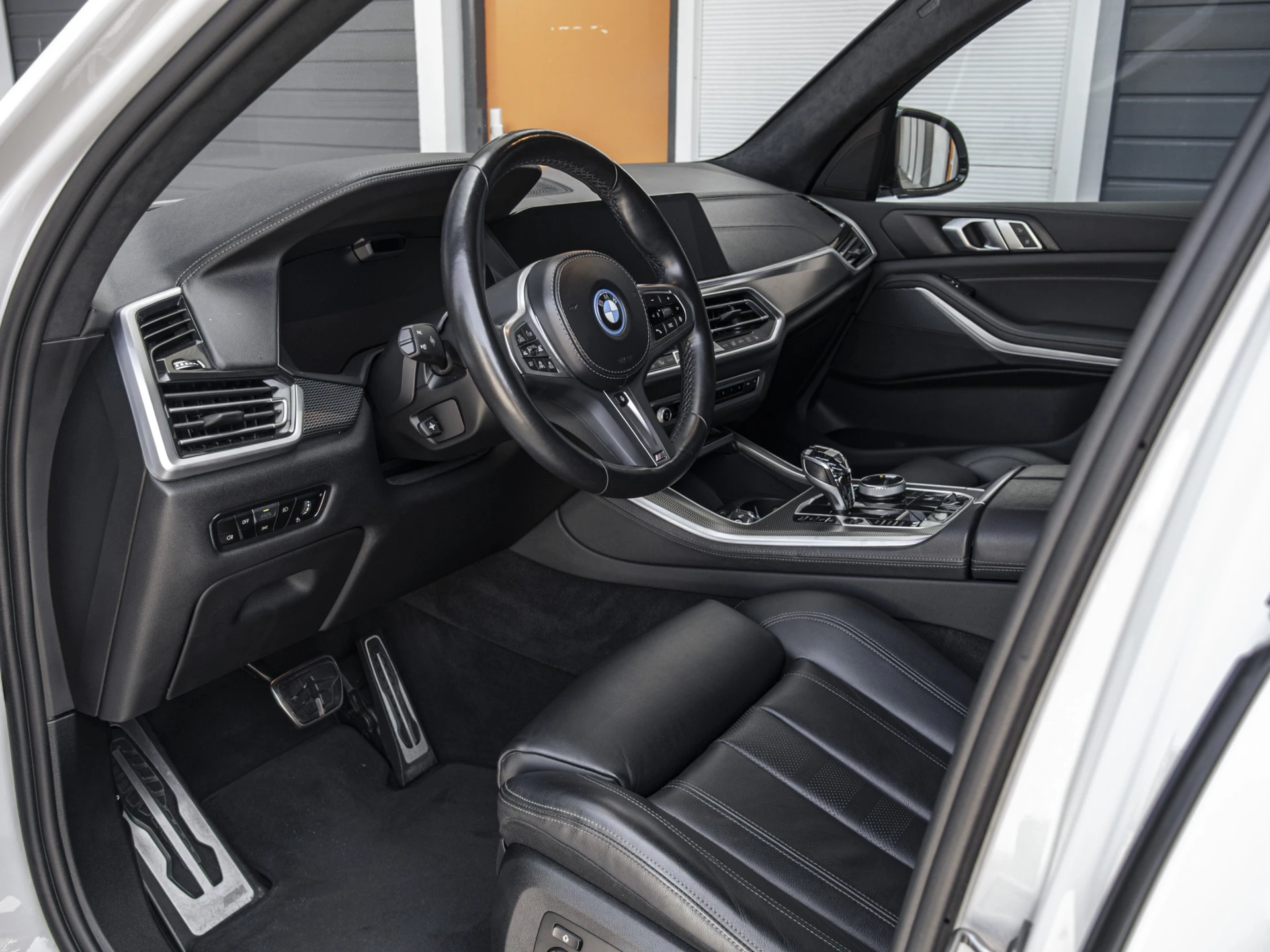 BMW X5 2022 - | xDrive45e | High Executive M-Sport Pakket afbeelding 16