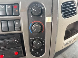 Renault Premium 2009 - N/A image 38