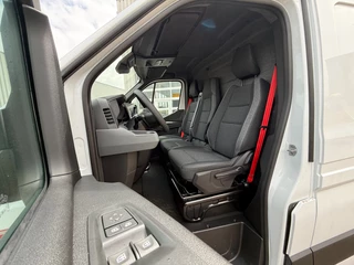 Renault Master 2026 - Red Edition E-Tech L3H2 VOORRAAD/ 270gr. DEUREN/ BETIMMERING obrazek 6
