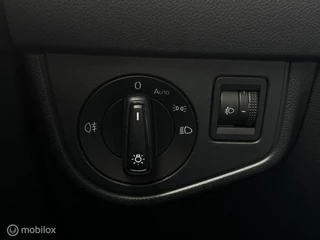 Volkswagen Polo 2022 - 1.0 TSI Life Business APPLE CAR PDC 62KM afbeelding 37