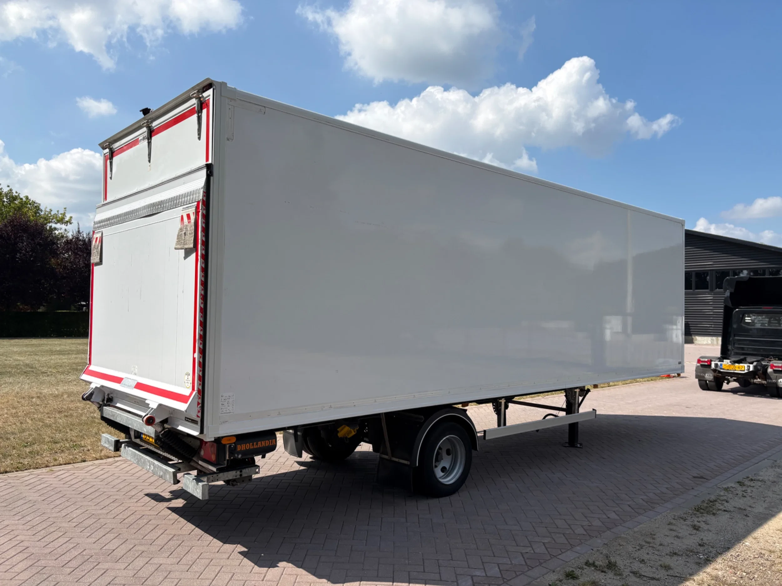 BE-Combi BU 7000 2020 - Be oplegger 7 ton met laadklep 750 kg afbeelding 5