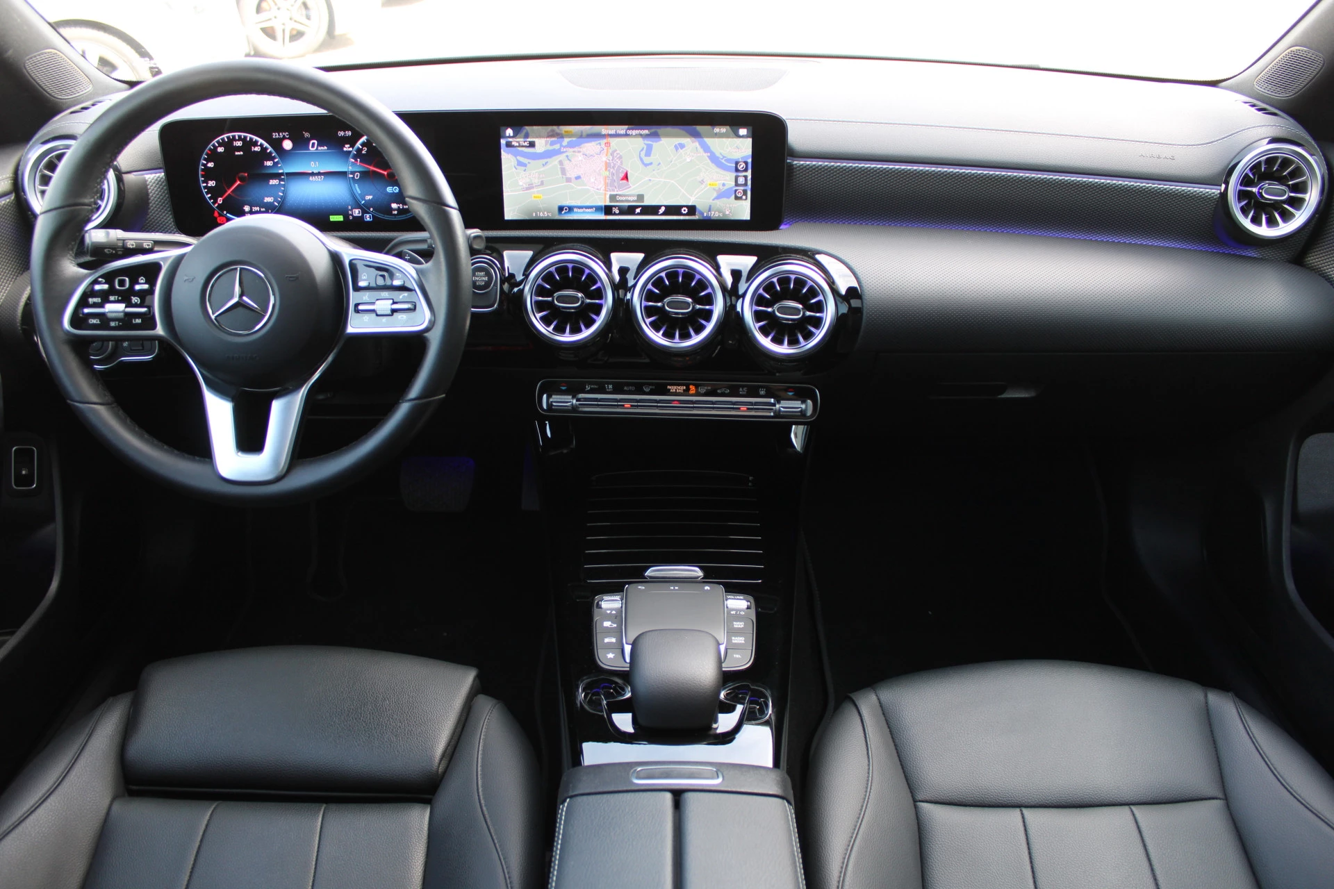 Mercedes-Benz CLA 2022 - Shooting Brake 250e AUT8 Luxury Line PANORAMADAK SFEER LEDER MULTIBEAM KEY-LESS GO obrázek 2