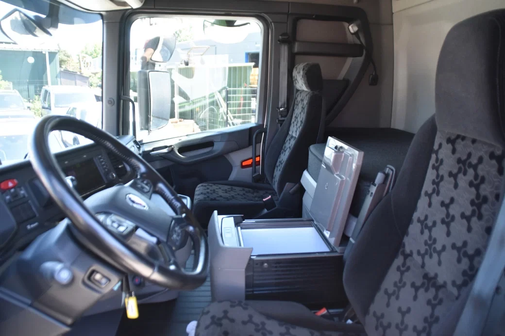 Scania R 2023 - R500 NGS SUPER 4x2 - NEW TACHO - RETARDER - 302 TKM - PARK. AIRCO - ACC - NAVI - 2 x FUEL TANKS - LED LIGHTS - imagem 5