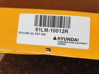 Hyundai N/A - Loader boom HL757 obrazek 6