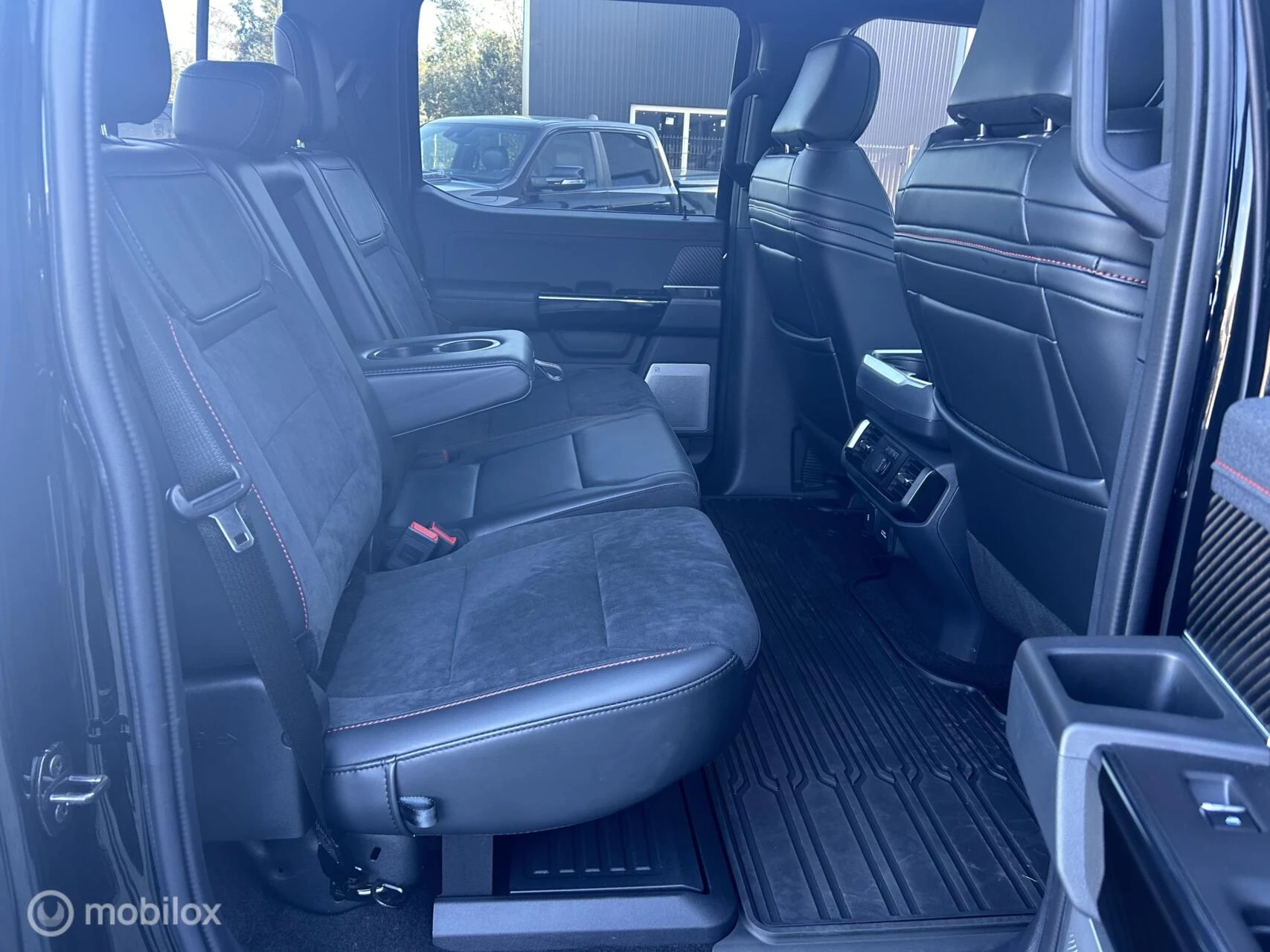 Ford F-150 2024 - USA Raptor R 5.2 Supercharged image 24