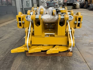 Caterpillar D8T D8R D8N Multishank Ripper (forged shanks) 2026 - N/A obrazek 8