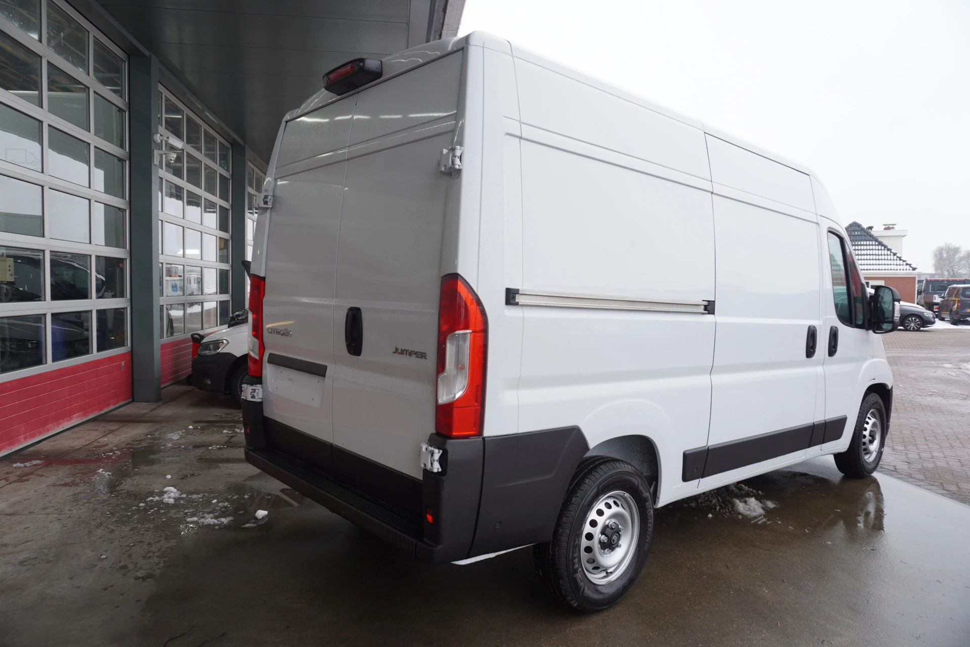 Citroën Jumper 2024 - 2.2 BlueHDi 140PK S&S L2H2 3.5t Automaat obrázek 4