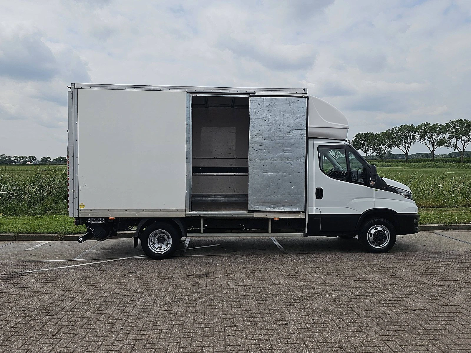 Iveco Daily 2022 - 35C16 изображение 12