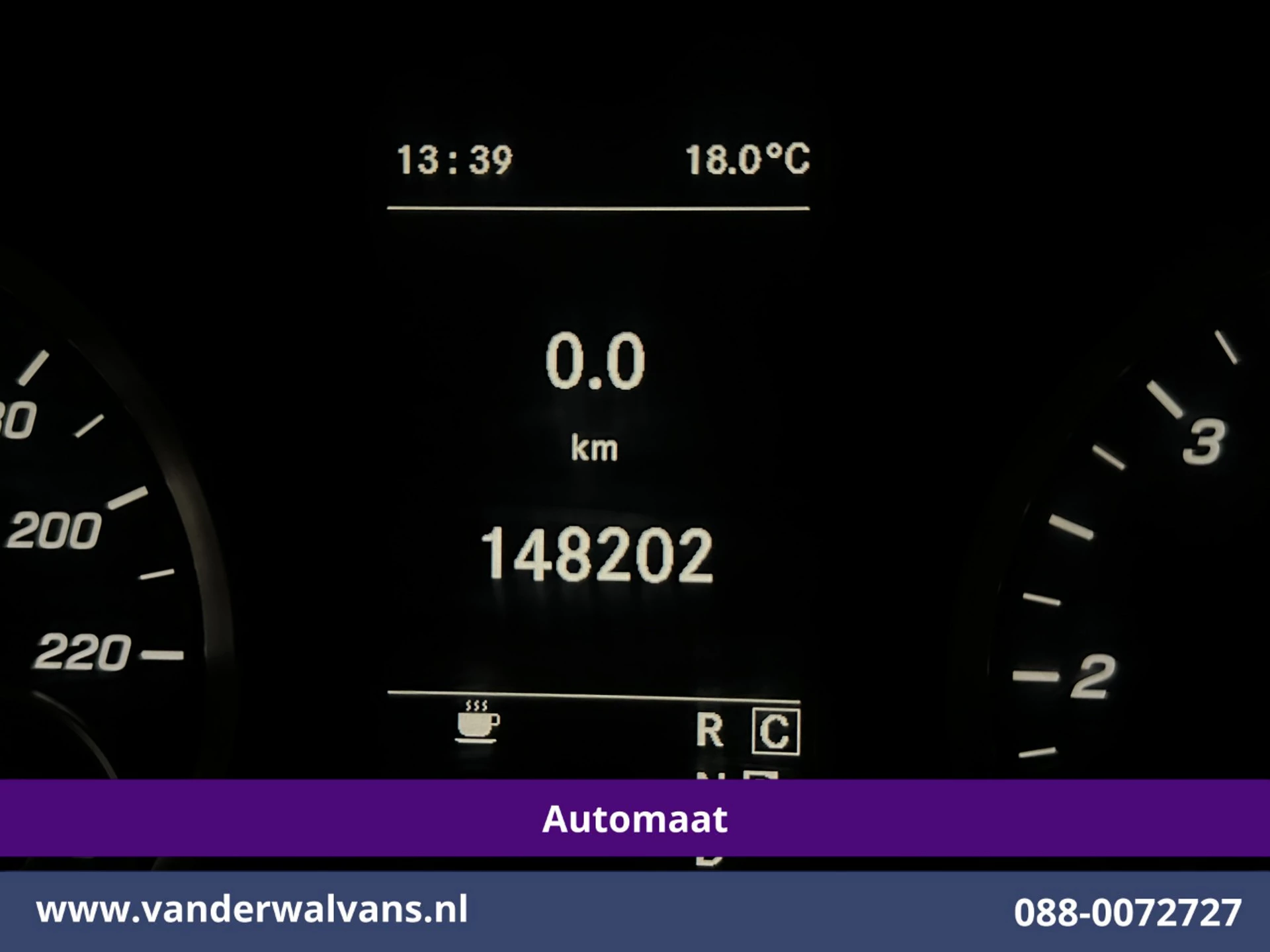 Mercedes-Benz Vito 2021 - 114 CDI 136pk 9G-Tronic Automaat L2H1 Euro6 Airco | Camera | Navigatie | Imperiaal | 2500kg Trekhaak | Apple Carplay image 22