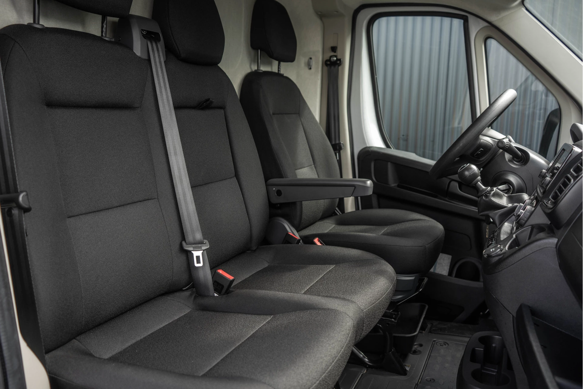 Citroën Jumper 2024 - 2.2 BlueHDi L4H3 | Nieuwstaat | 140 PK | Camera | Cruise | Airco | Lane Assist obrázek 13