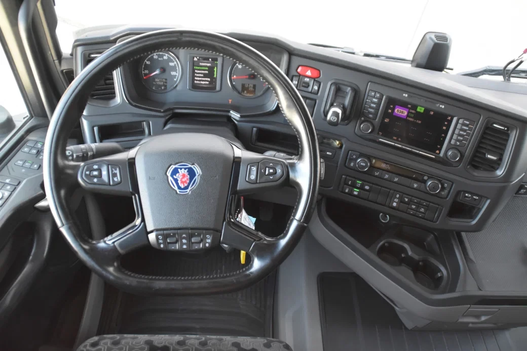 Scania R 2023 - R500 NGS SUPER 4x2 - NEW TACHO - RETARDER - 302 TKM - PARK. AIRCO - ACC - NAVI - 2 x FUEL TANKS - LED LIGHTS - imagem 6