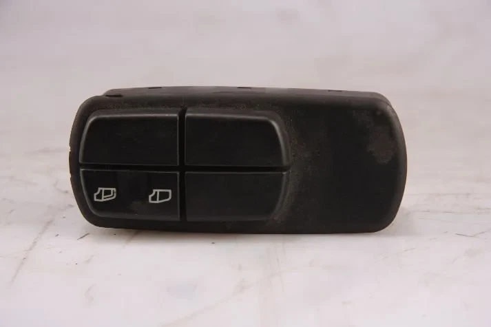 Mercedes-Benz - Electrical System Raamschakelaar Re. MB Atego obrázek 1