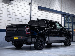 Dodge Ram 1500 2022 - Limited Night Edition immagine 3