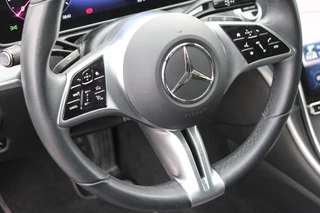 Mercedes-Benz C-Class 2022 - 300e AUT9 Business Line Limited DISTRONIC CARPLAY SFEER CAMERA obrazek 21