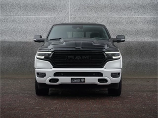 Dodge Ram 1500 2022 - 5.7 V8 4x4 Crew Cab Limited Night immagine 32