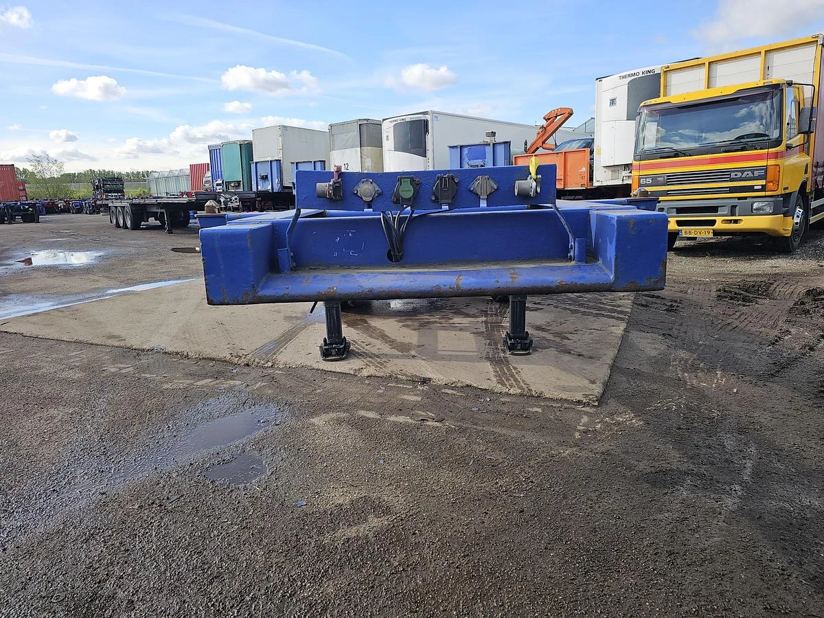 MKF METALLBAU CS 20 | 20 FOOT CONTAINER CHASSIS | BPW DRUM | STEEL SUSPENSION| GOOD QUALITY. 2007 imagen 7