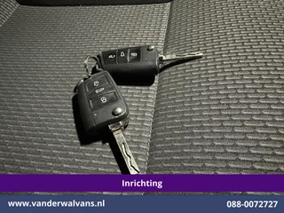 Volkswagen Transporter 2020 - 2.0 TDI L2H1 inrichting Euro6 Airco | Omvormer | Camera | Imperiaal | Apple Carplay | Cruisecontrol | Trekhaak afbeelding 20