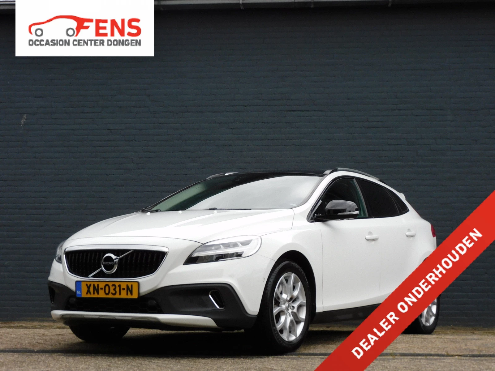 Volvo V40 2019 - Cross Country 1.5 T3 Polar+ Luxury image 1
