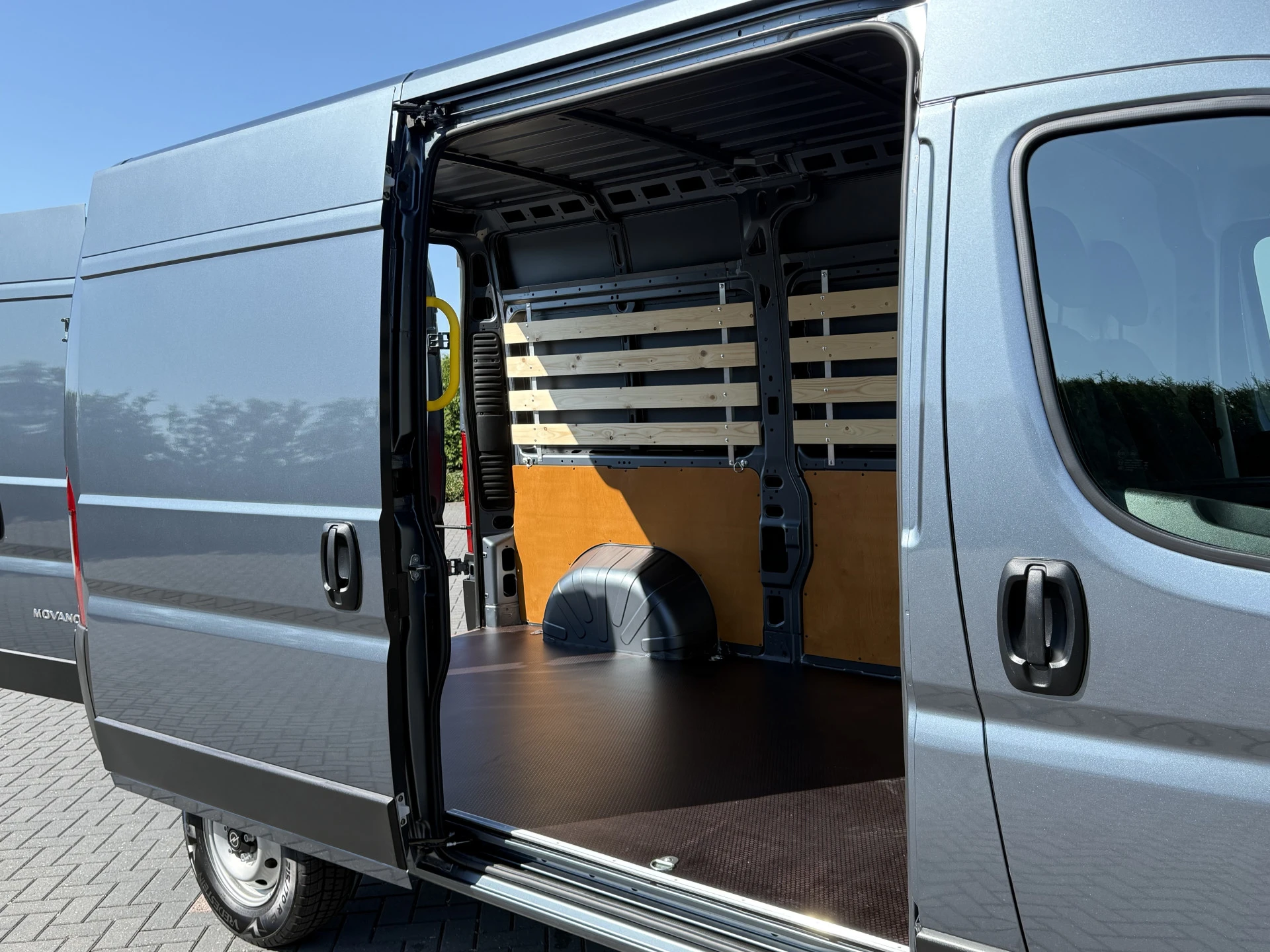 Opel Movano 2024 - 2.2D 120 PK / L2H2 / ** NIEUW BPM VRIJ ** / TREKHAAK / CAMERA / 3-ZITS / ECC / LED / CRUISE / LANE ASSIST afbeelding 9