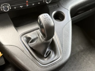 Opel Combo 2021 - 1.5D 102 PK / L2H1 / TREKHAAK / CRUISE / AIRCO / IMPERIAAL / NAVI / CARPLAY / DAB zdjecie 18