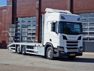 Scania R 2019 - R450 Highline 6x2*4 - New Flatbed - Ramps - Full air - Dutch truck afbeelding 2 miniatuur