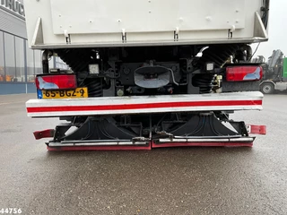 MAN TGS 2016 - 26.440 Euro 6 Beam S14000 Wegdekreiniger image 8