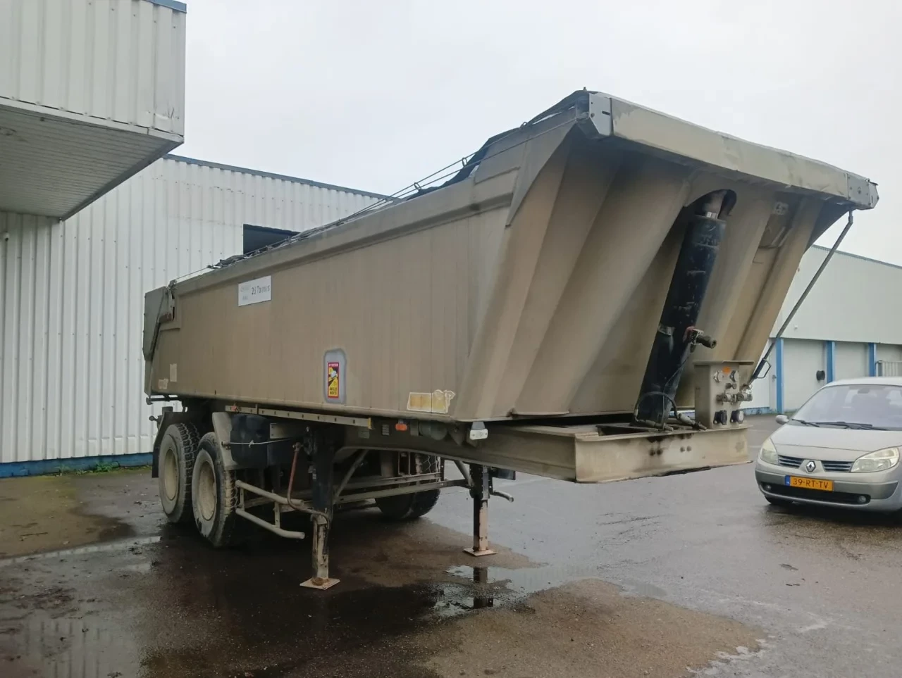 Benalu 2007 - 2 Axle Alu Tipper , Spring Suspension , Drum Brakes immagine 4