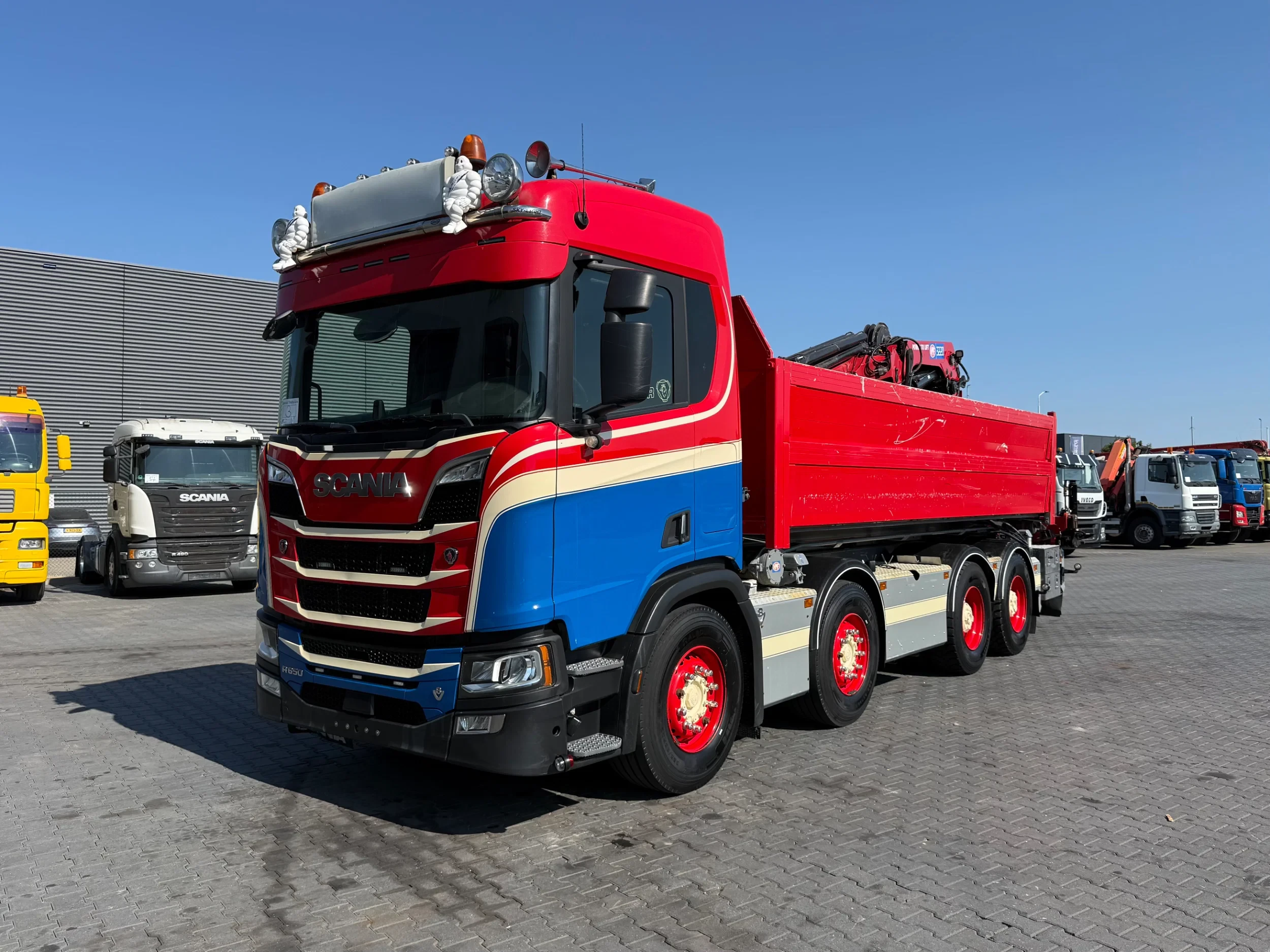 Scania R 2019 - R650 V8 B8x4NB / Euro 6 / HMF TF 324 / HMF 3220 K-RCS + Flyjib FJ600 K4 afbeelding 6