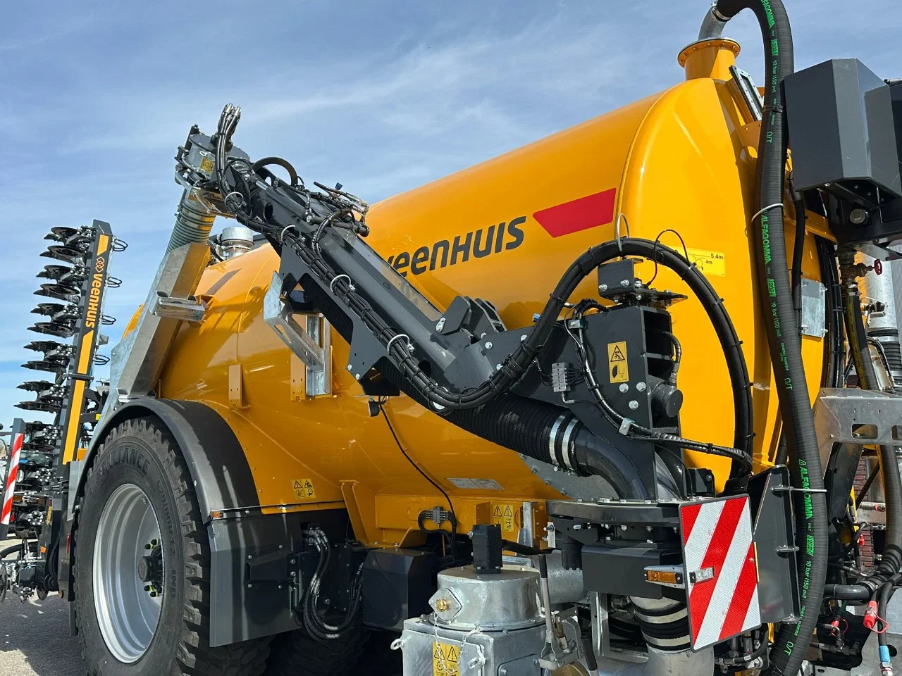 Veenhuis 2026 - Premium Quad Shift 15.800 met Fullject 9m bemester imagem 9